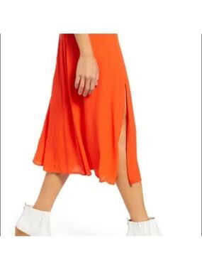 𝅺SOCIALITE BNWOT Orange Front Side Slit Midi Skirt Sz Small